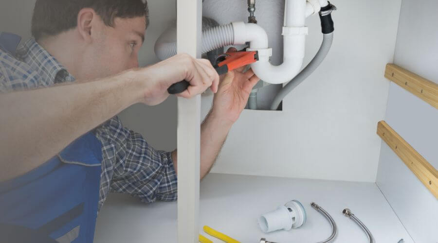 Expert burst pipe repair services in Pierce, TX